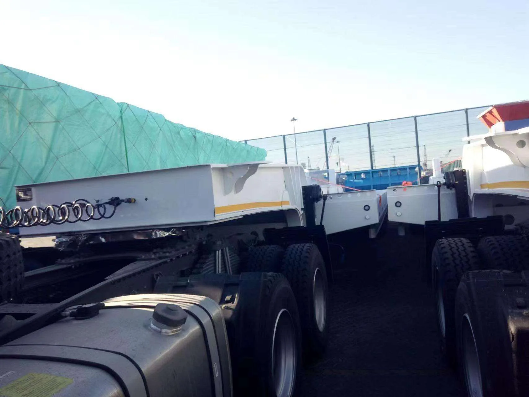 4-Axle Lowbed Trailers Shipped to a Heavy-Haul Fleet in Kyrgyzstan