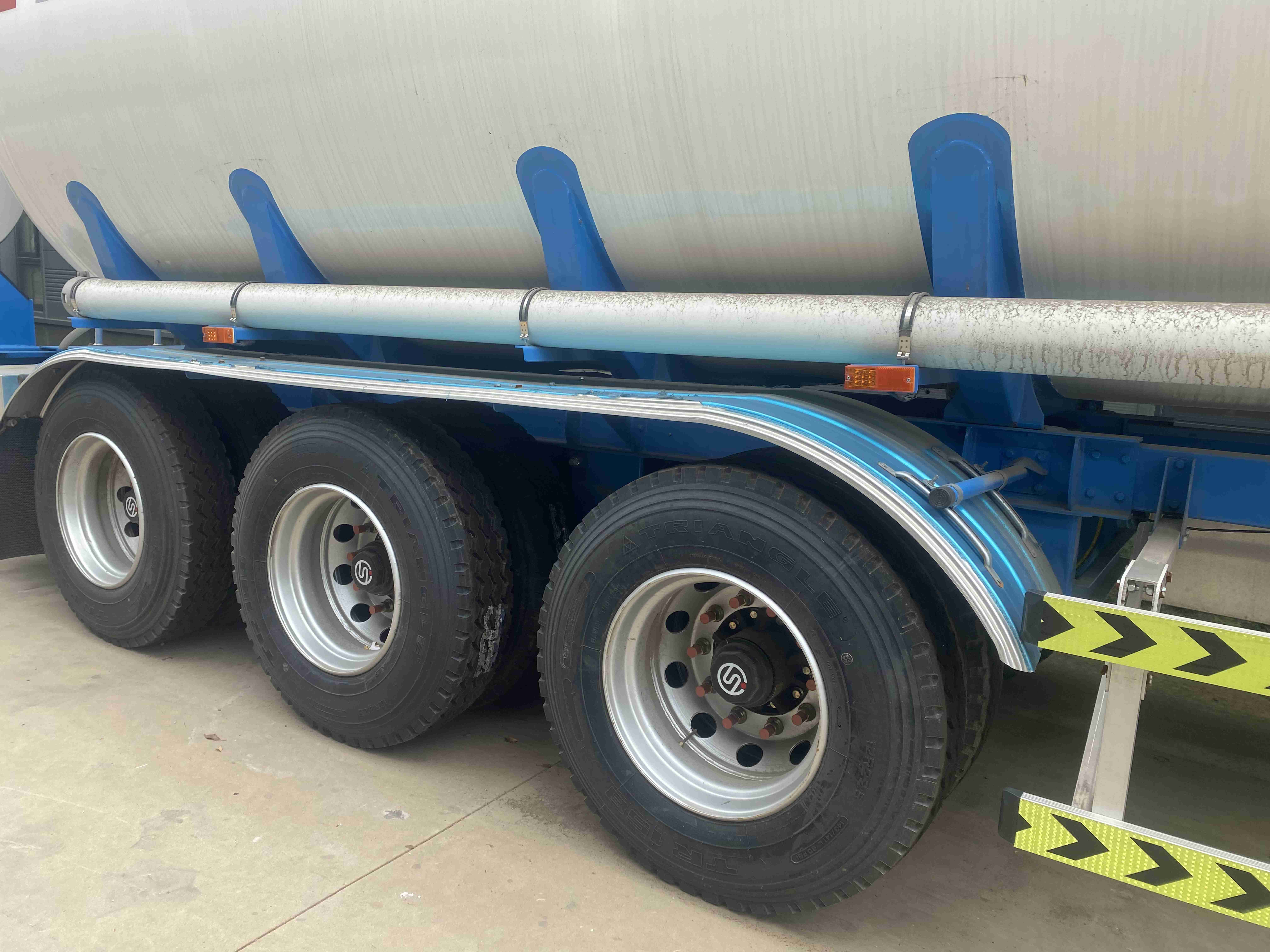 Chemical Tanker Trailer