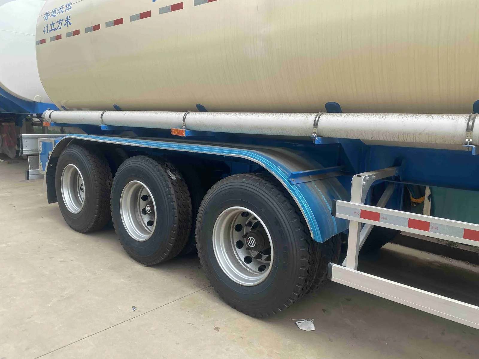 Chemical Tanker Trailer