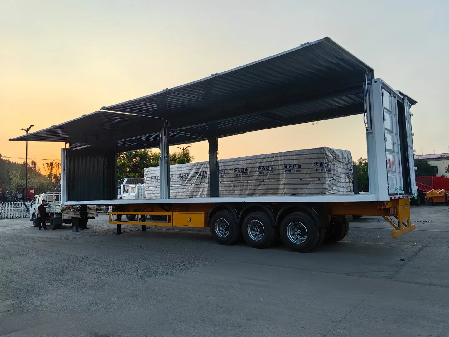 Dry Van Semi Trailer
