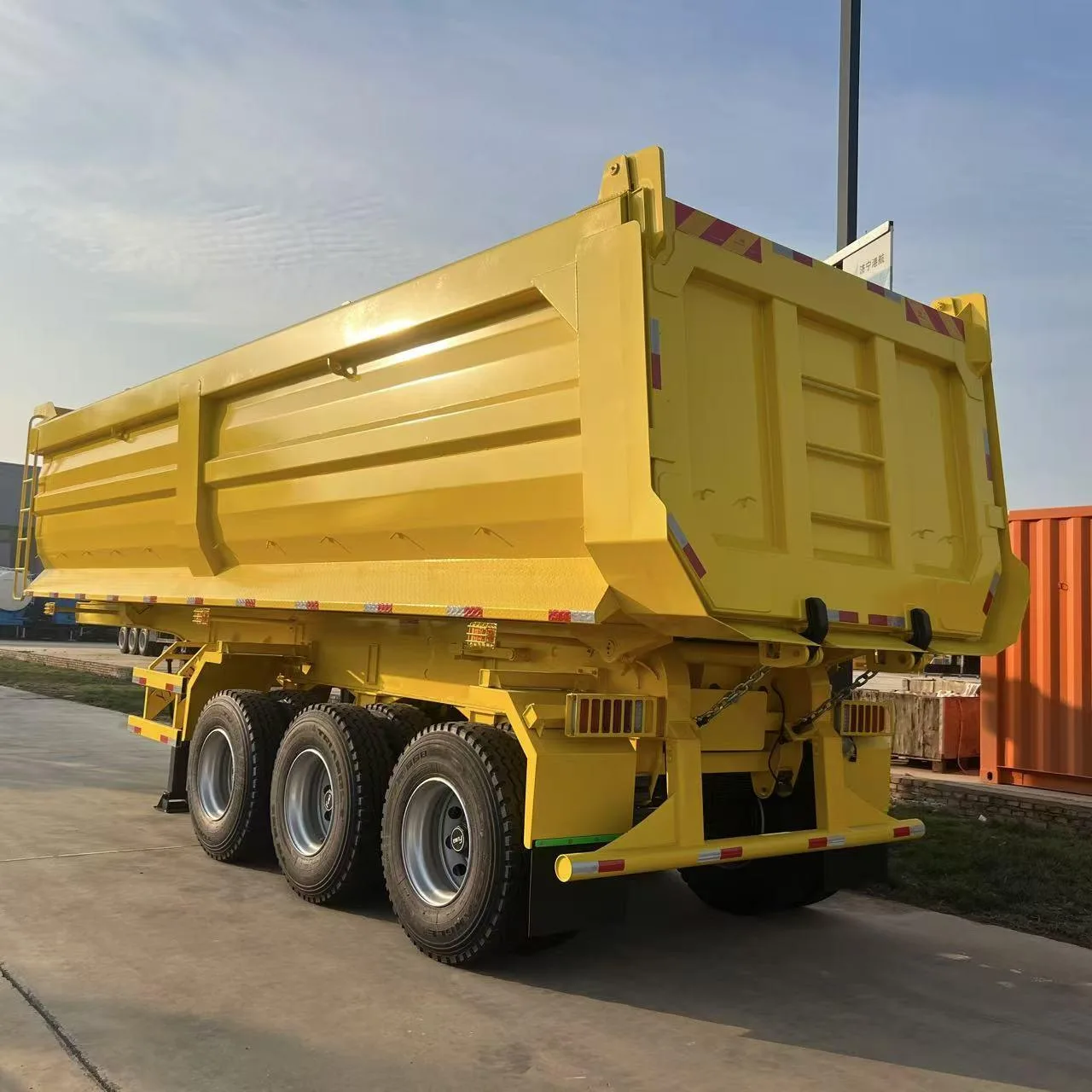 Dump Trailer