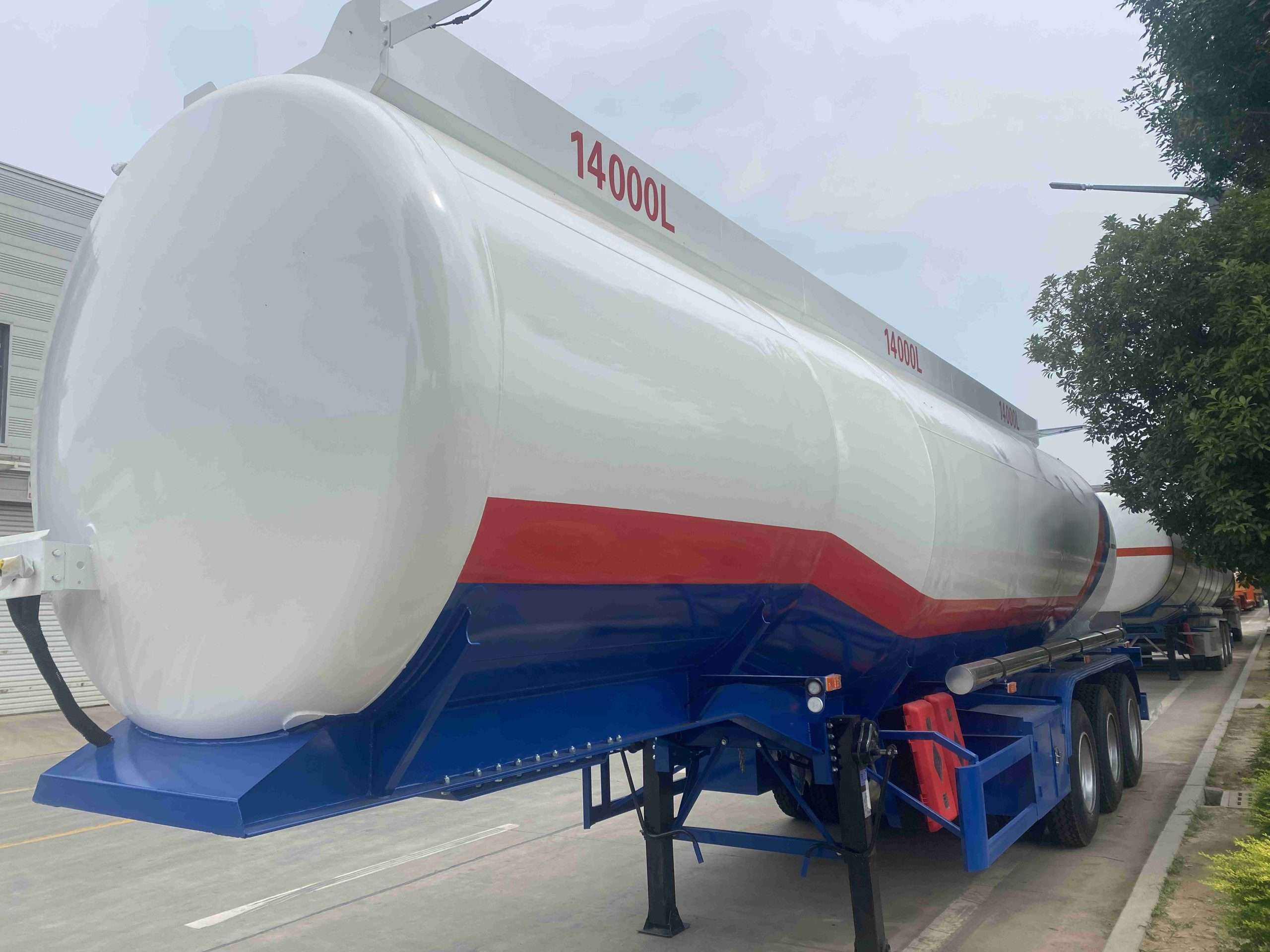 Fuel Tanker Trailer