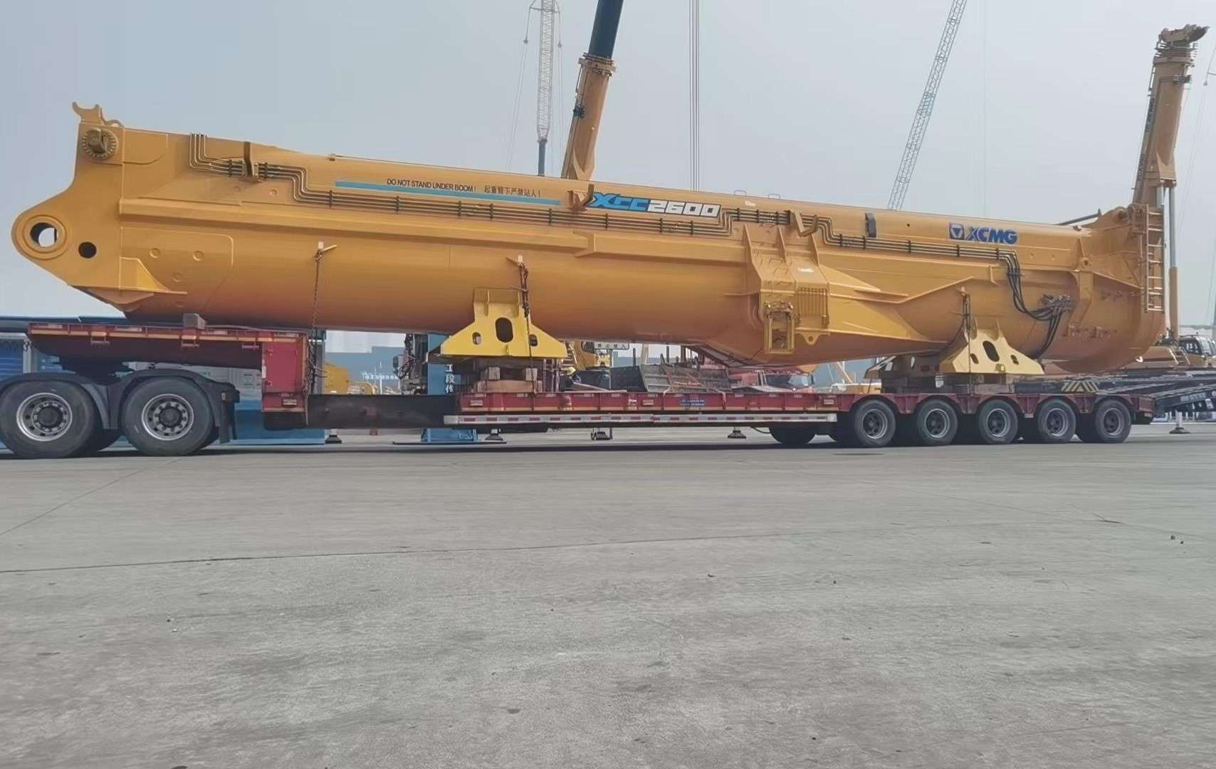 Self-Propelled Modular Trailer (SPMT)
